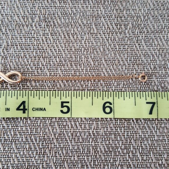 Tiffany & Co. Infinity Bracelet 18K Rose Gold Pink Gold Size Medium 6.75” - Picture 8 of 10
